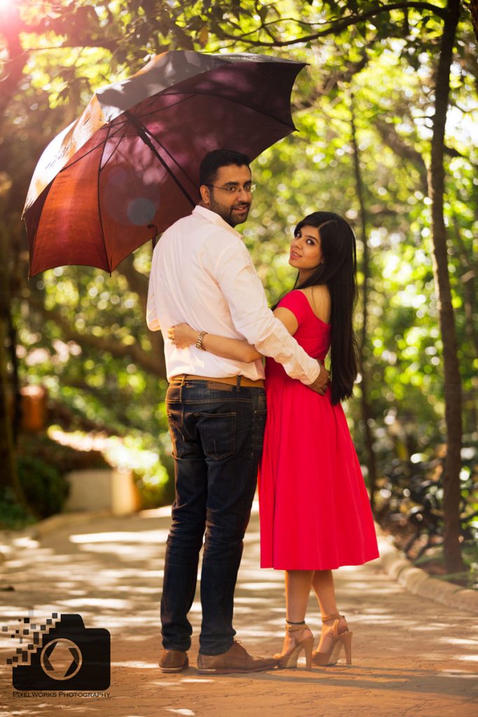 Couple Poses Indian Pre Wedding Photoshoot Ideas Outdoor Hd Wedding 0010